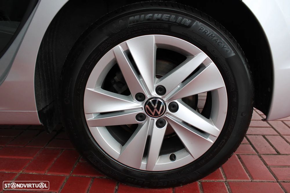 VW Golf 2.0 TDI Life - 11