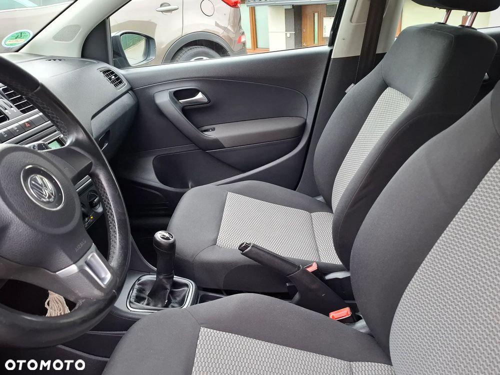 Volkswagen Polo 1.2 Blue Motion Technology Trendline - 28