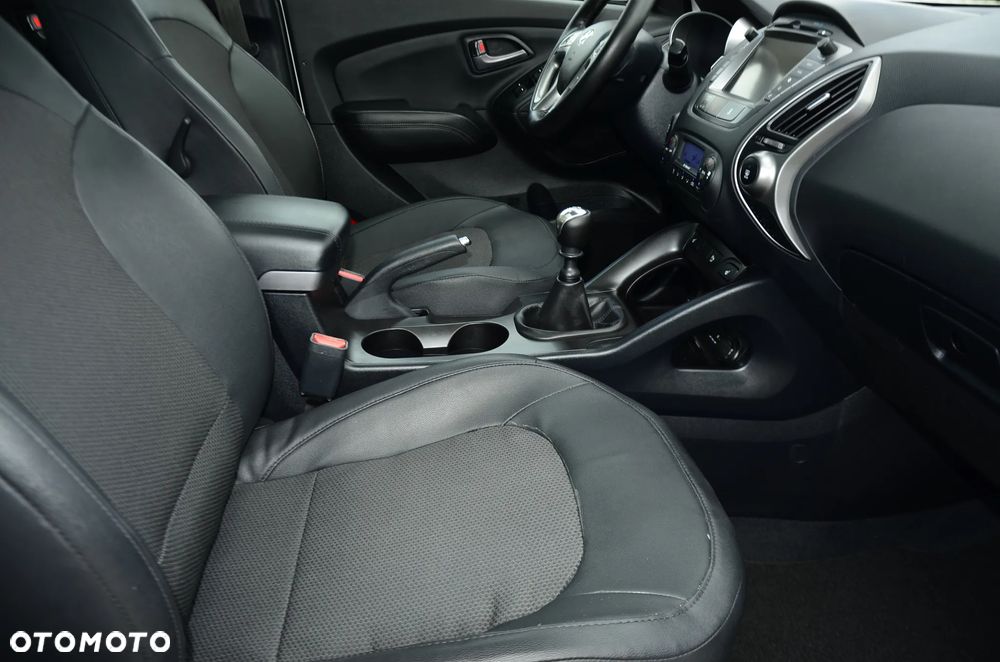 Hyundai ix35 2.0 CRDi 4WD Premium - 27