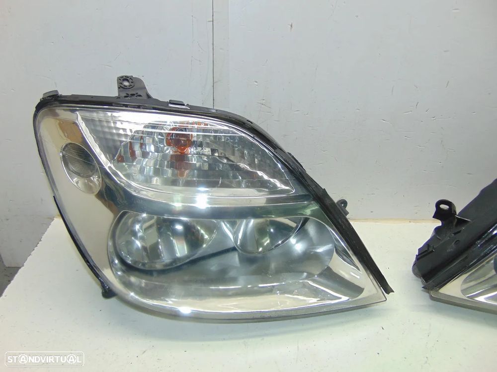 Renault Scenic RX4 faróis - 2