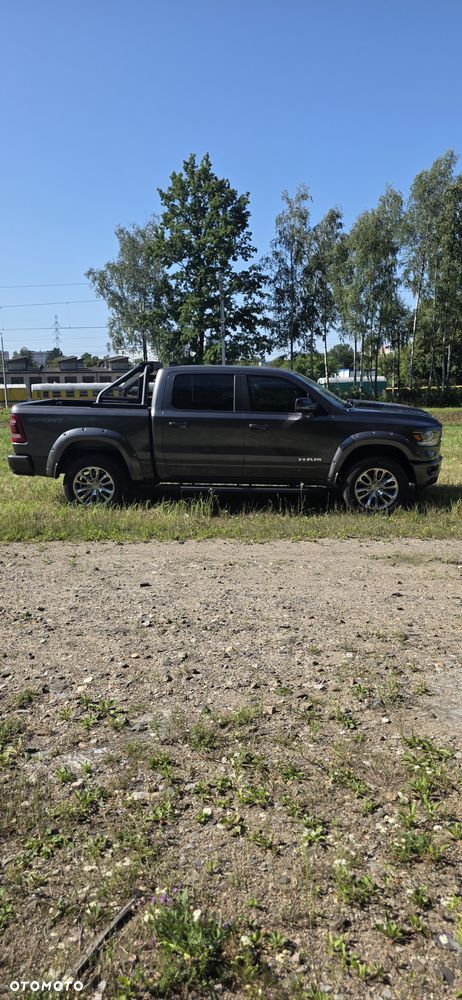 RAM 1500 Crew Cab Shortbed Laramie - 5