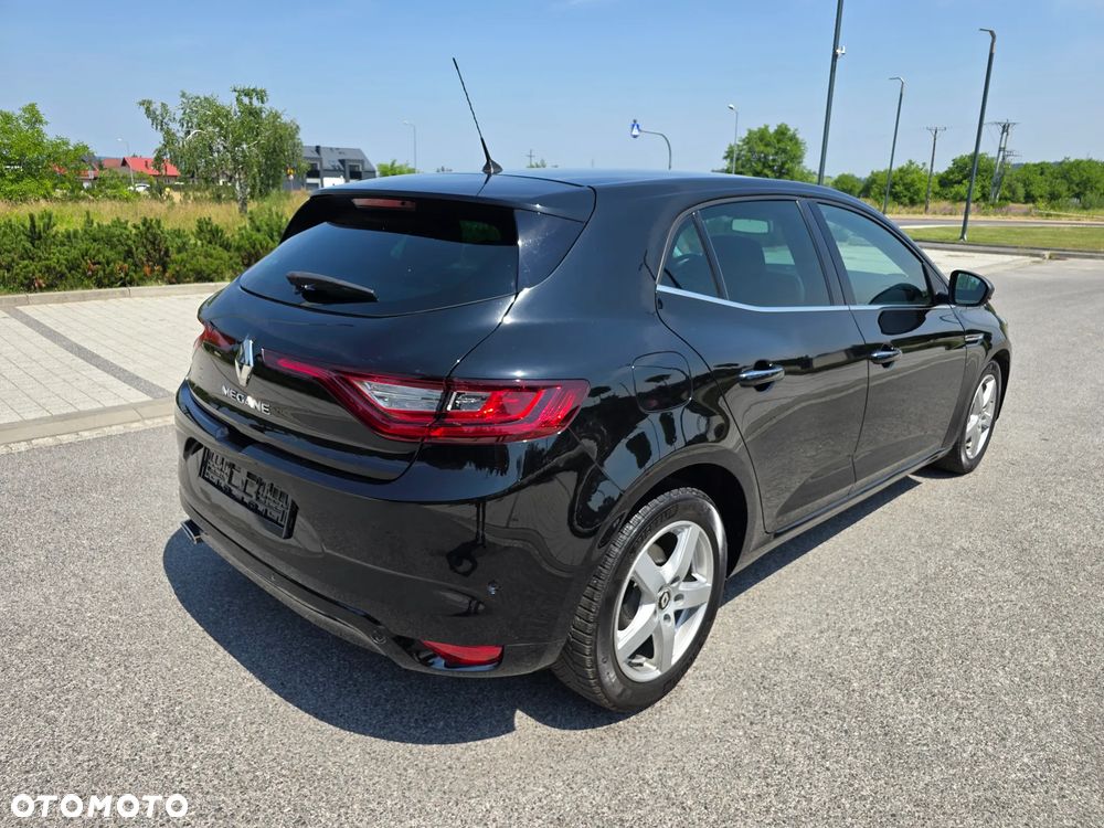 Renault Megane BLUE dCi 115 BOSE EDITION - 26