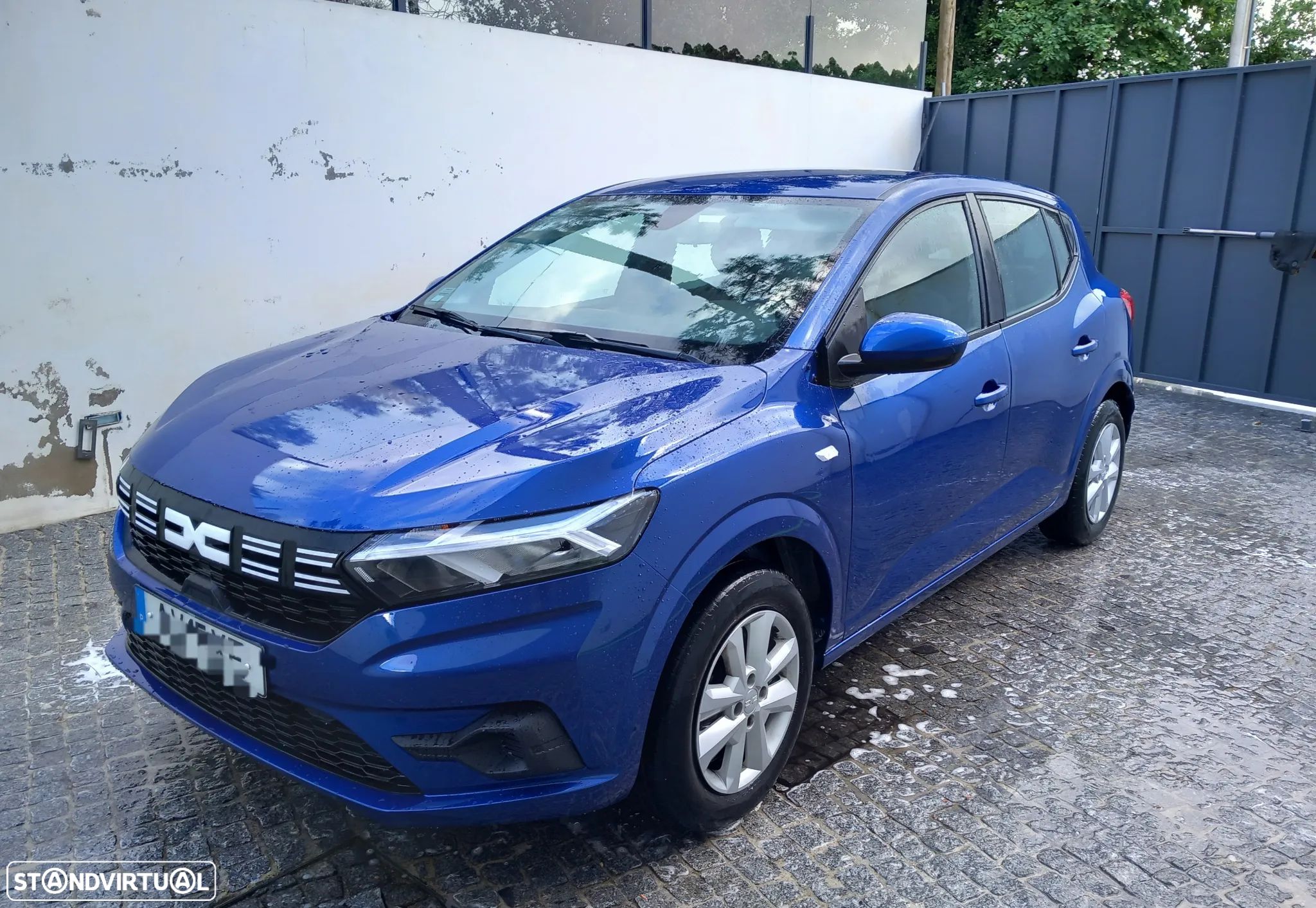 Dacia Sandero 1.0 SCe Essential - 1
