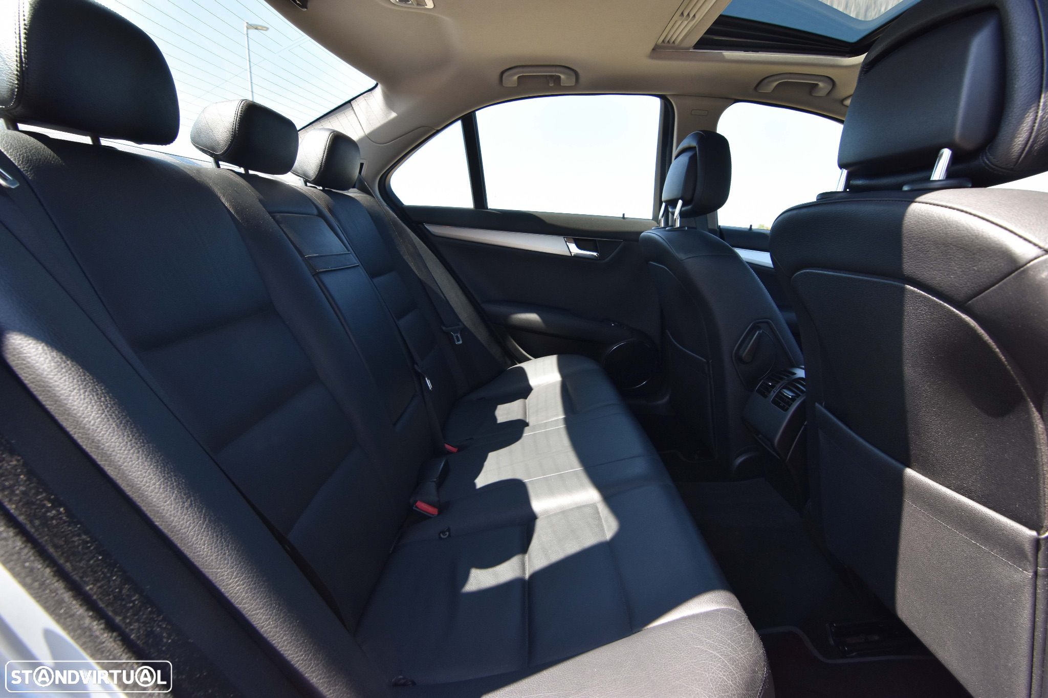 Mercedes-Benz C 320 CDi Avantgarde Auto. - 18