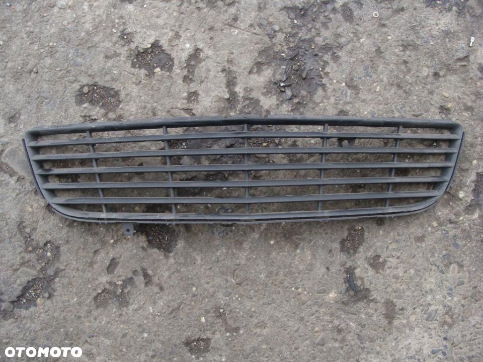 Kratka zderzaka przedniego Opel Astra GTC 3 H OPC - 1