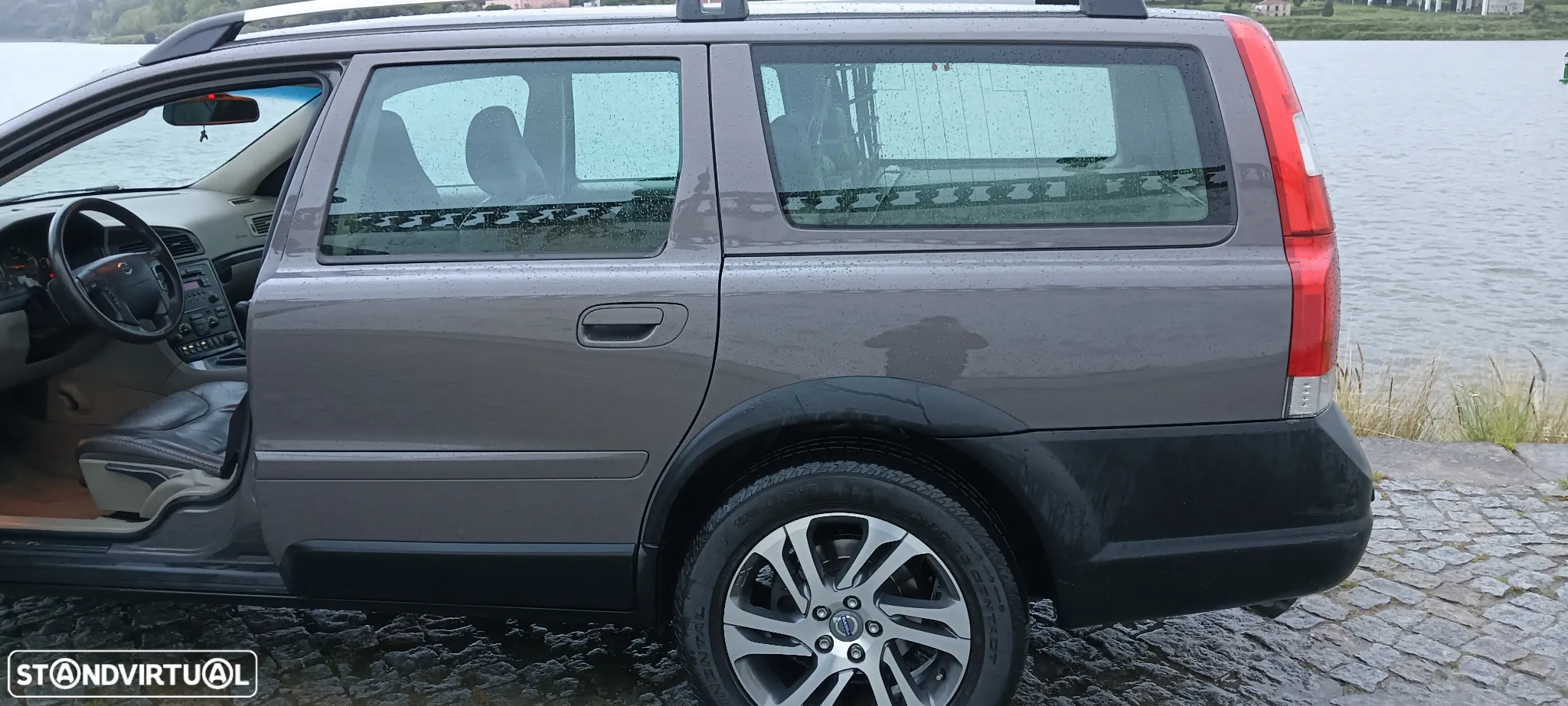 Volvo XC 70 2.4 D5 Nivel 3 - 20