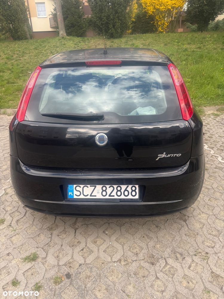 Fiat Punto 1.4 16V Emotion - 13