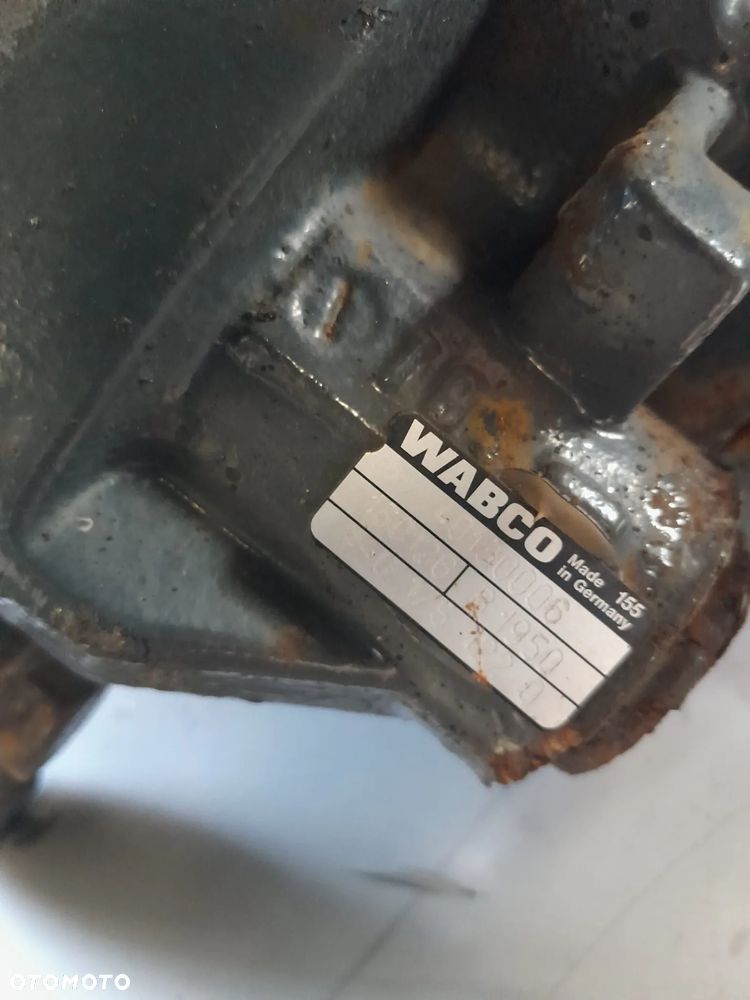 ZACISK HAMULCOWY PRZÓD PRZEDNI PRAWY LEWY DAF LF EURO 6 17.5 - 2