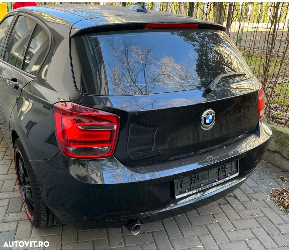 BMW Seria 1 118d Sport Line - 3