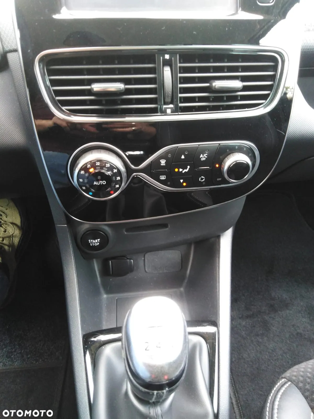 Renault Clio - 12