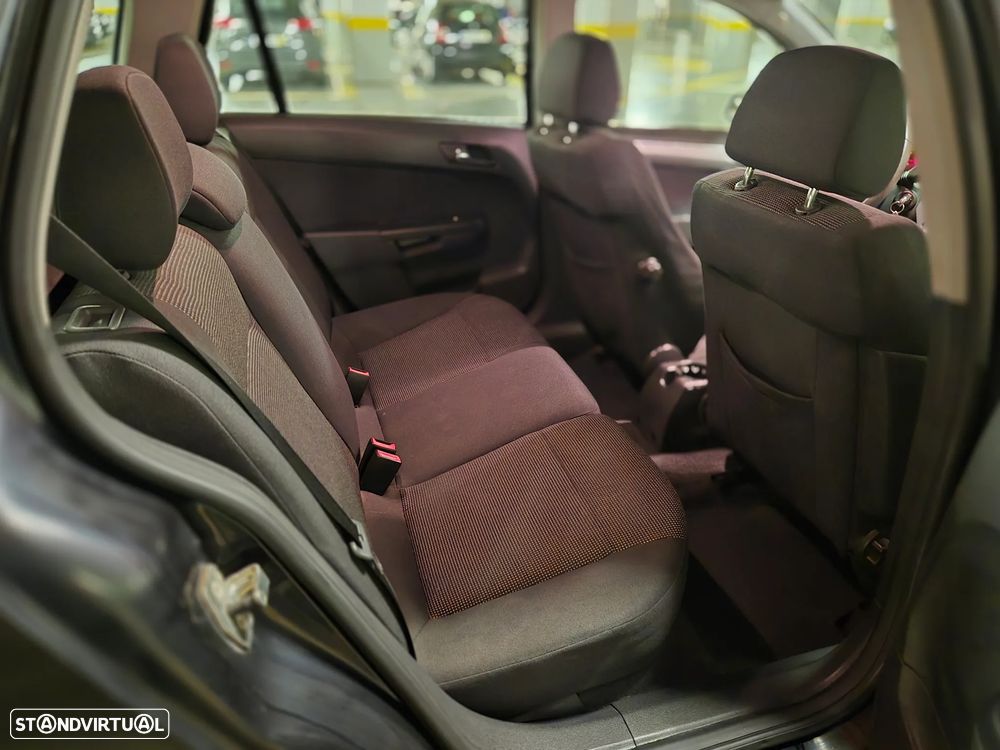 Opel Astra 1.4 Edition - 24