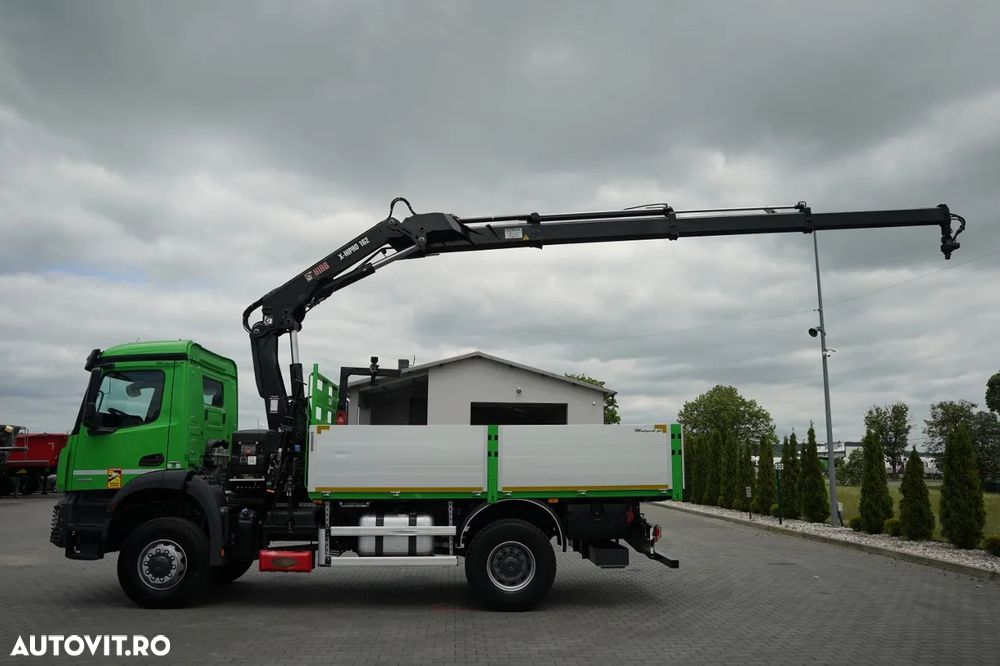 Mercedes-Benz AROCS 1835 / 4x4 / LIVRARE + HIAB 162 ES-3 HDS / RADIOCOMANDĂ / ROTATOARE / FURCĂ / EURO 6 - 3