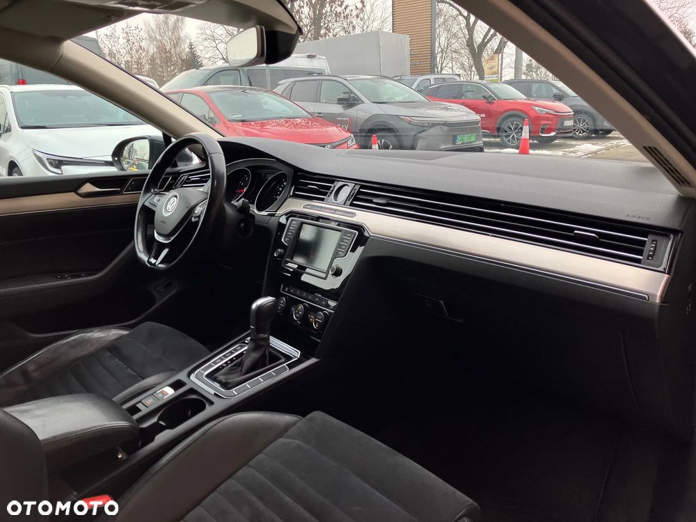 Volkswagen Passat 1.8 TSI BMT Highline DSG - 16