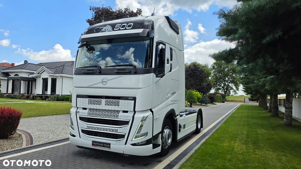 Volvo ///FH///500///2023/// GLOBETROTTER///XXL///FULL LED/// VIRTUAL COCPIT///KLIMATYZACJA POSTOJOWA///ZABUDOWY MIĘDZYOSIOWE///WAGA///RADARY/// KAMERA///STAN BARDZO DOBRY - 1