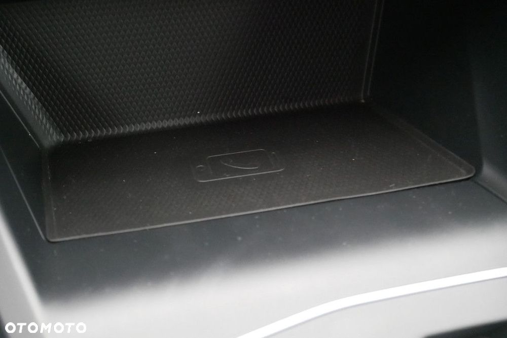 Volkswagen Golf Variant - 19