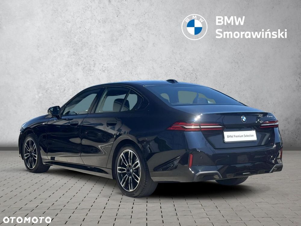 BMW 520I 2025 photo 3