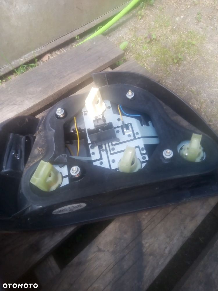 Lampy tylne BMW E39 - 3
