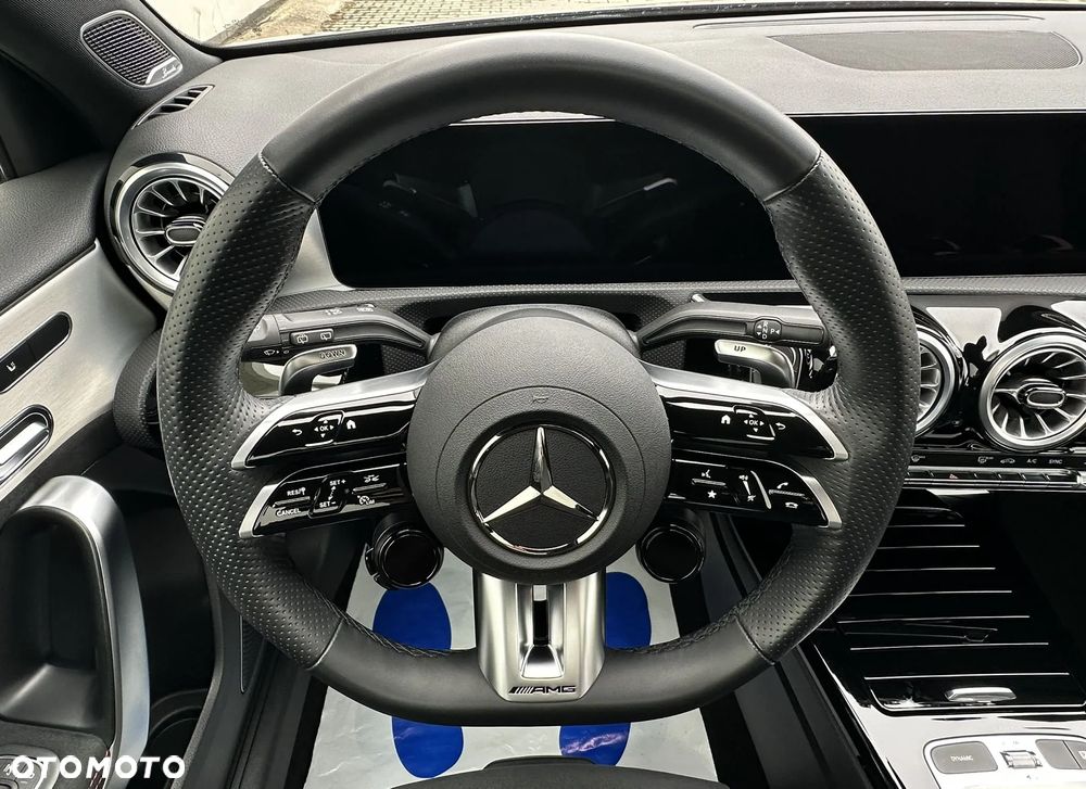 Mercedes-Benz Klasa A 45 S AMG 4-Matic 8G-DCT - 27