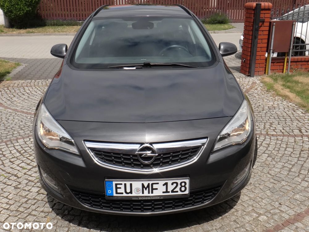 Opel Astra 1.6 Innovation - 19