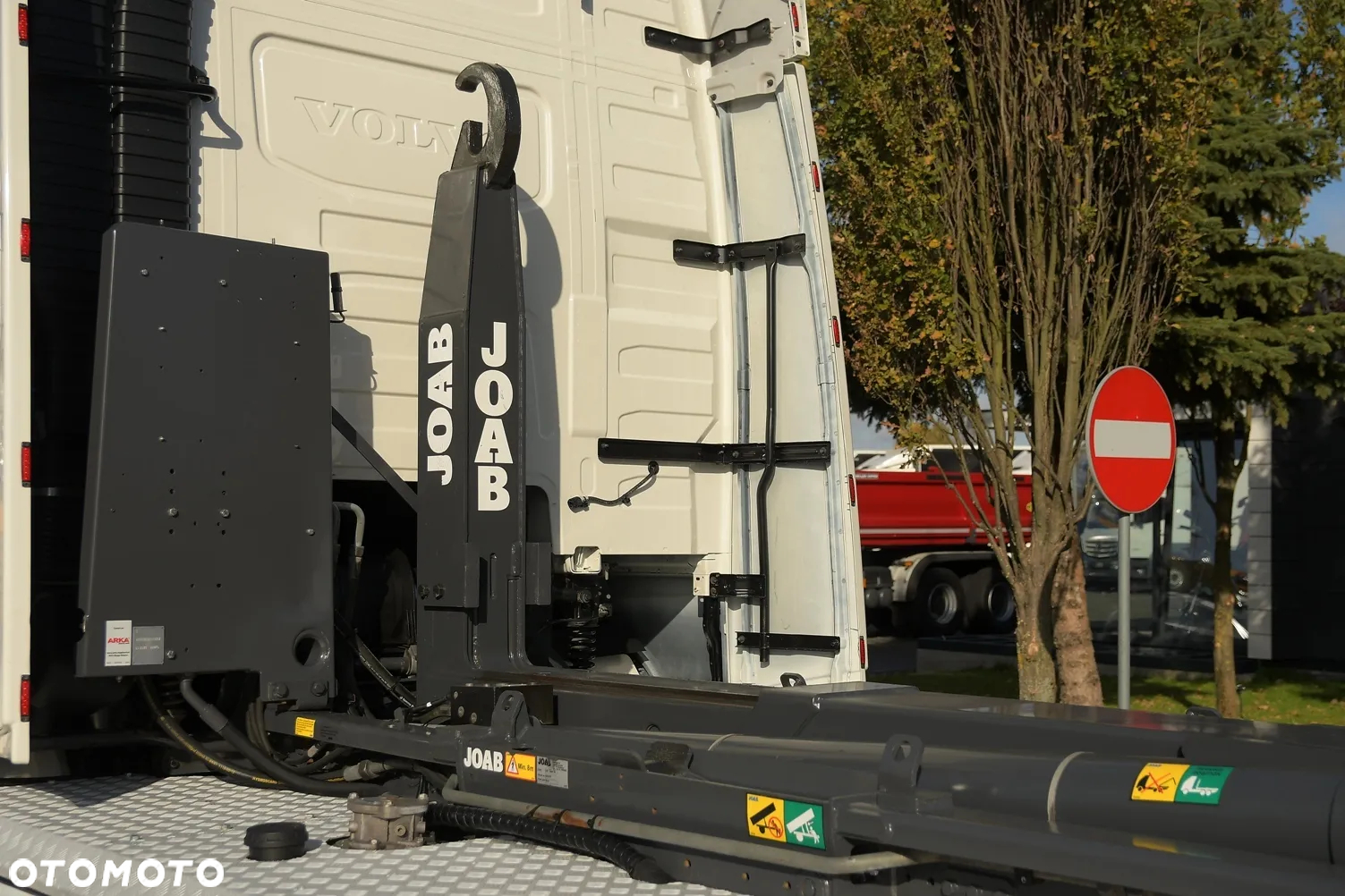 Volvo FH540 ///* GLOBETROTTER ///* HAKOWIEC ///* DO PRZEWOZU KONTENERÓW ///* 6X4 ///* 2019 ///* XENON ///* RETARDER ///* SUPER STAN - 22