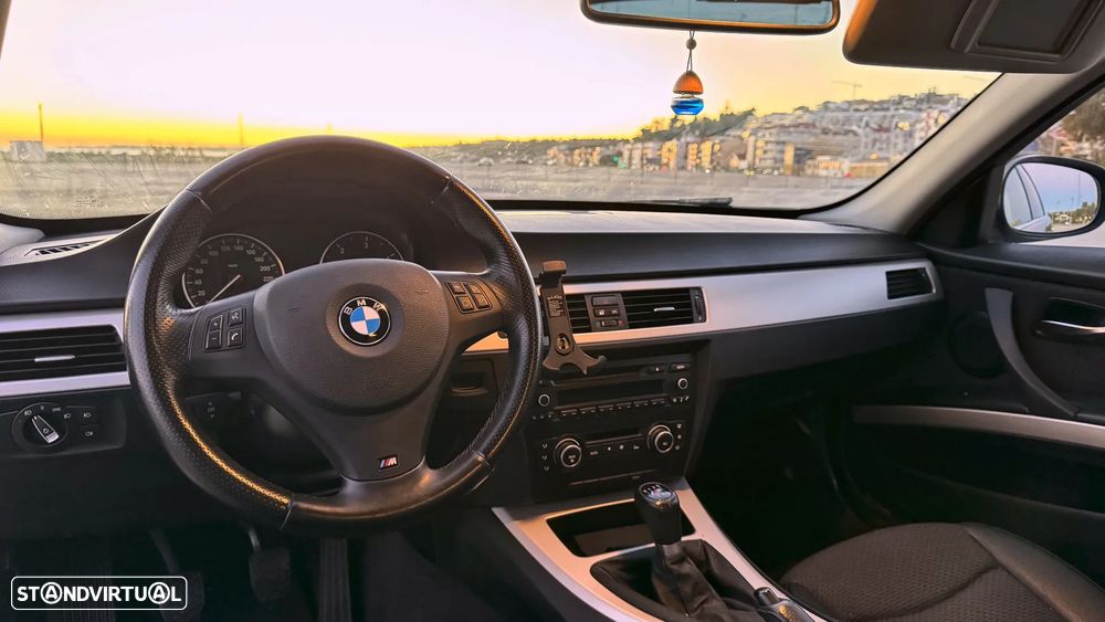 BMW 320 - 8