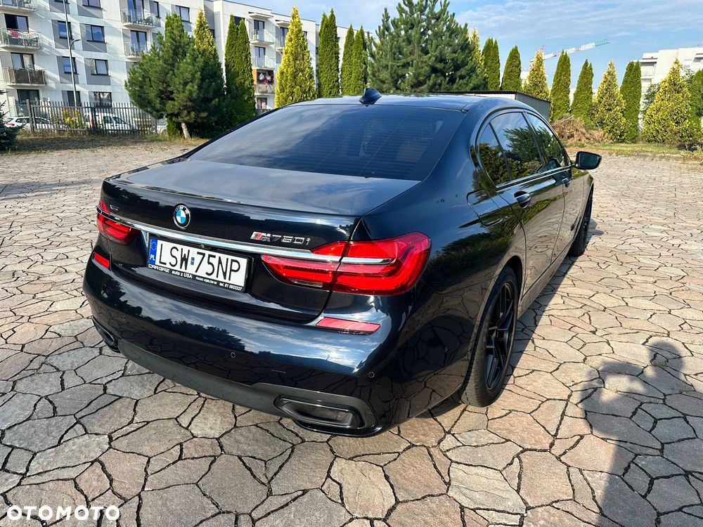 BMW Seria 7 750Li xDrive - 17