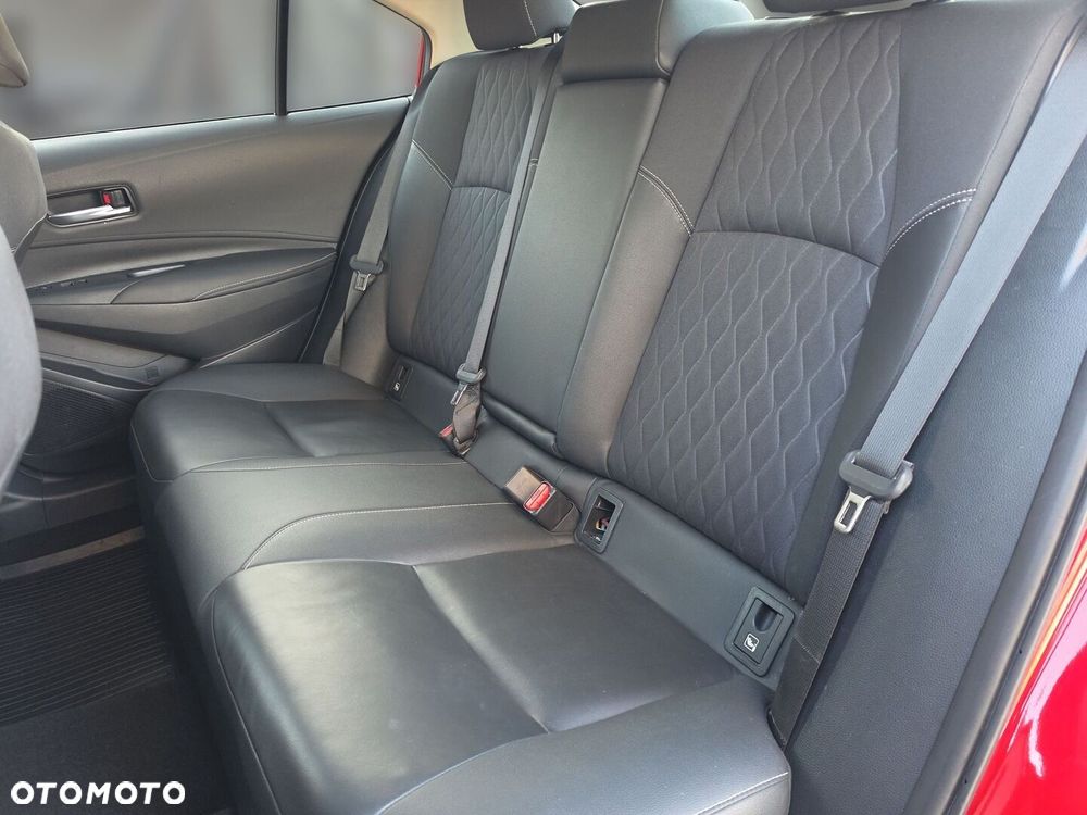 Toyota Corolla 1.8 Hybrid Executive - 12