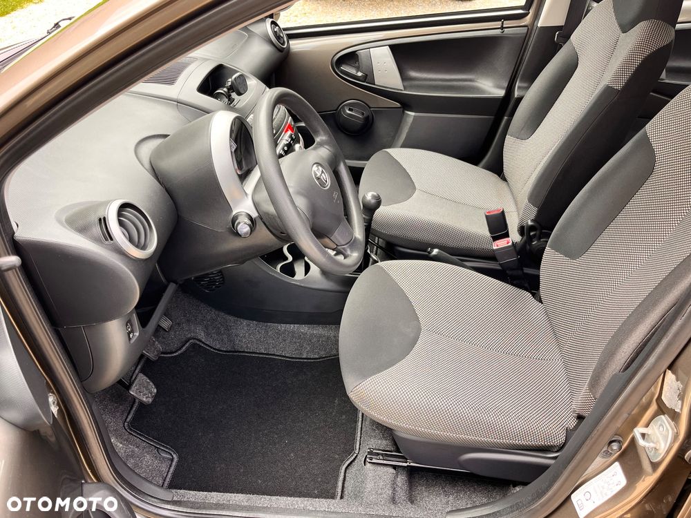Toyota Aygo Cool - 7