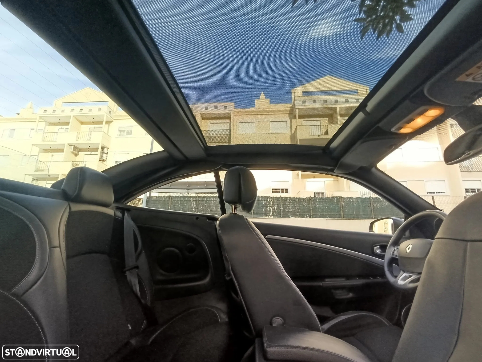 Renault Mégane CC 1.5 dCi Dynamique S EDC - 14