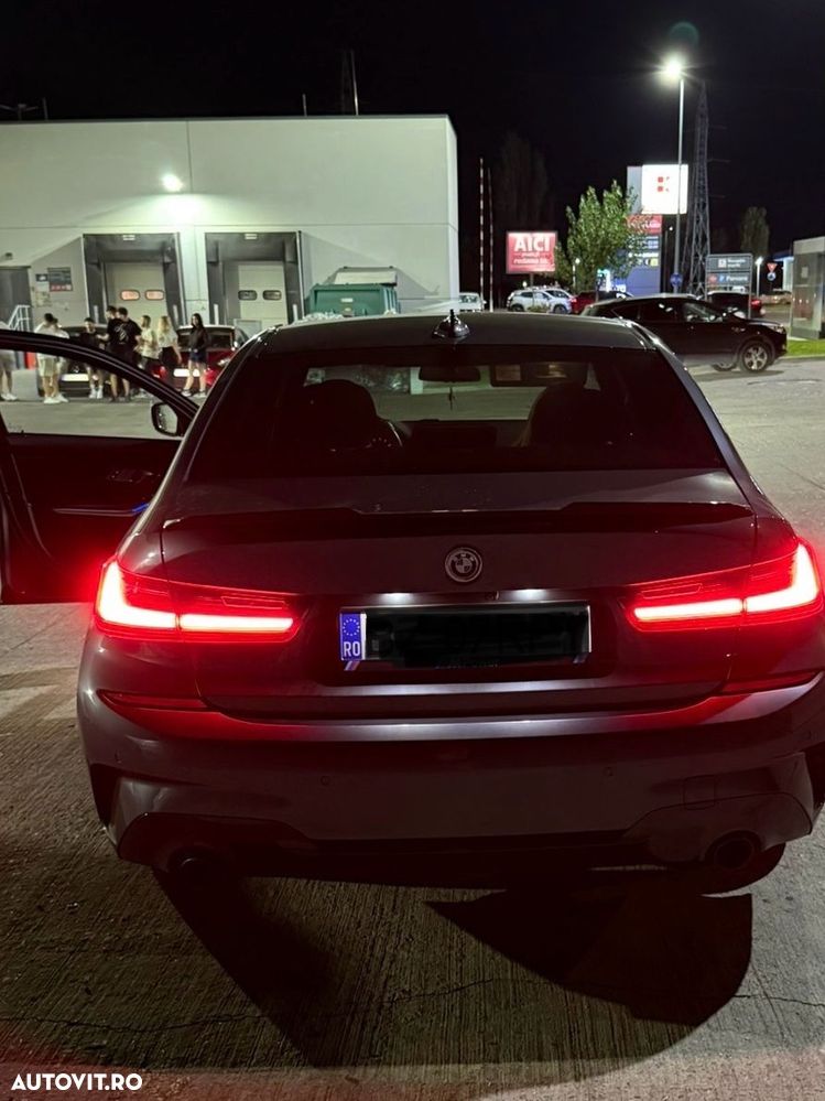 BMW Seria 3 320i GT xDrive AT - 7