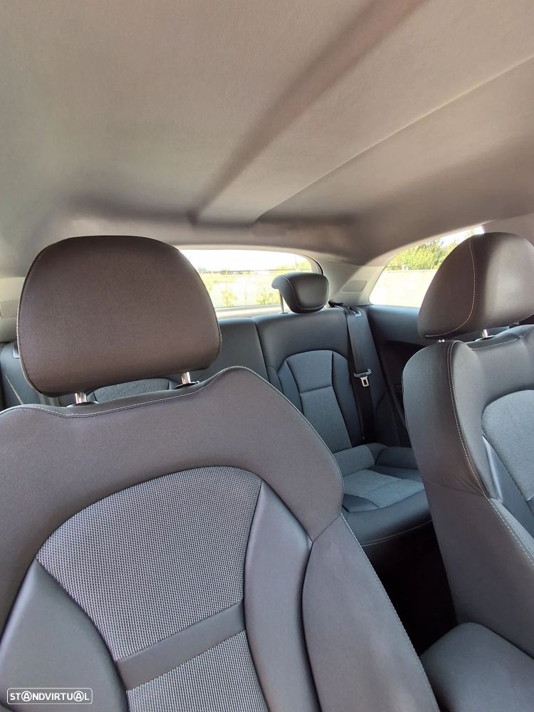 Audi A1 1.6 TDI S line edition - 8