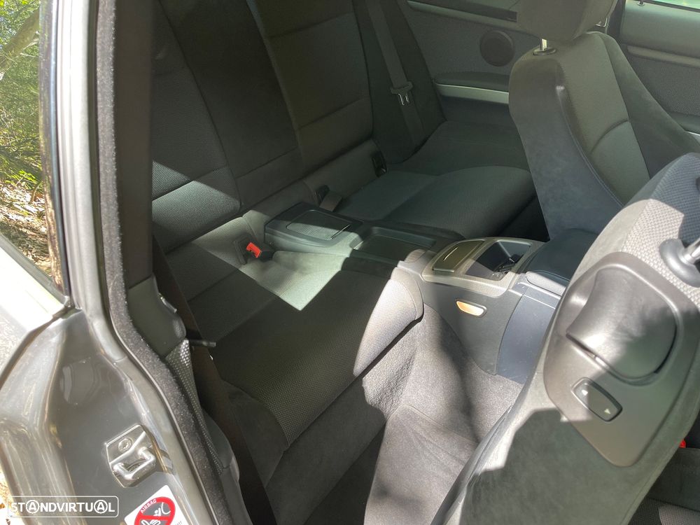 BMW 335 i M Sport Edition - 7
