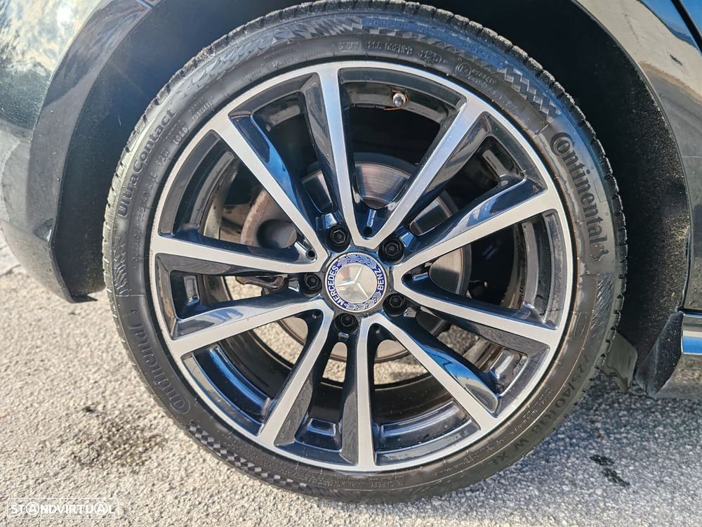Mercedes-Benz A 180 d AMG Line - 12