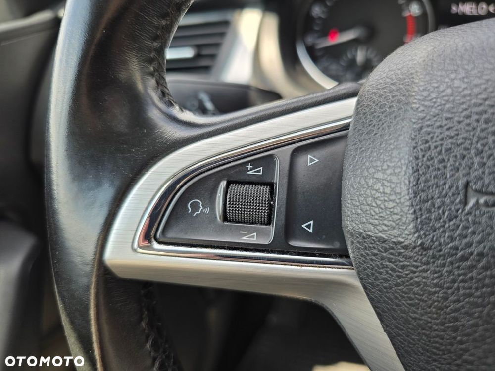 Skoda RAPID 1.2 TSI Ambition - 29