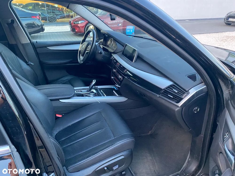 BMW X5 xDrive30d - 27