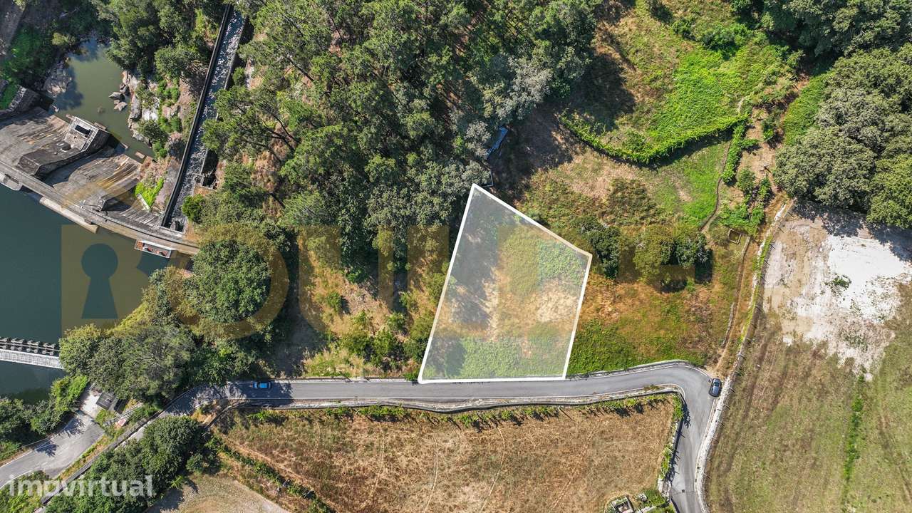 Terreno de construção em Travassos - Grande imagem: 5/13