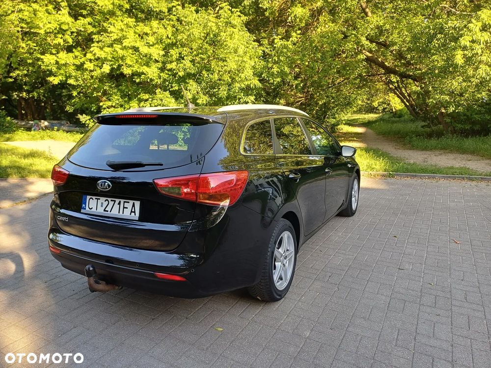 Kia Ceed 1.4 CVVT Attract plus - 17