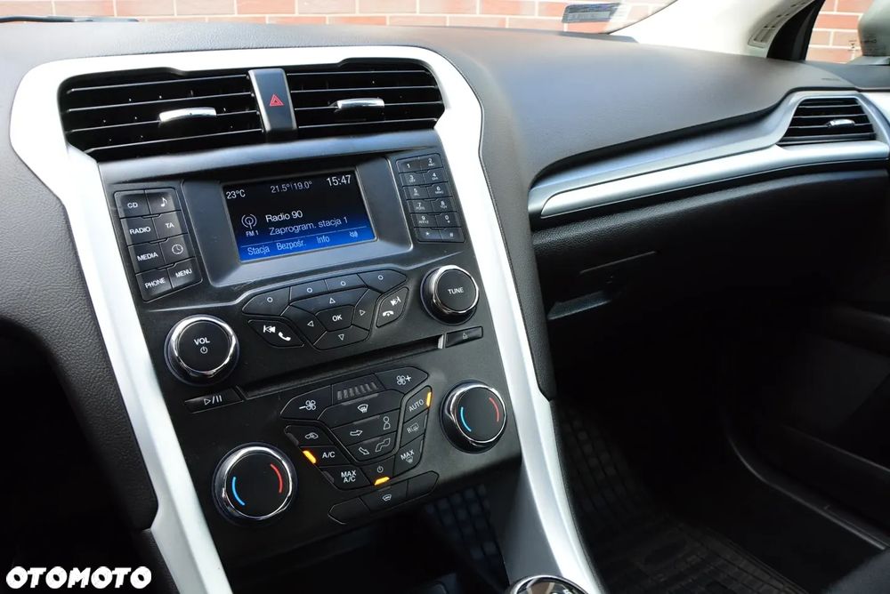 Ford Mondeo 1.5 EcoBoost Silver X (Amb Plus) - 24