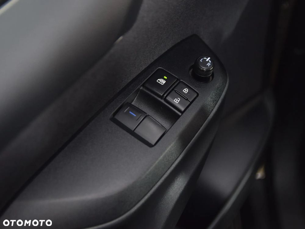 Toyota Yaris - 17