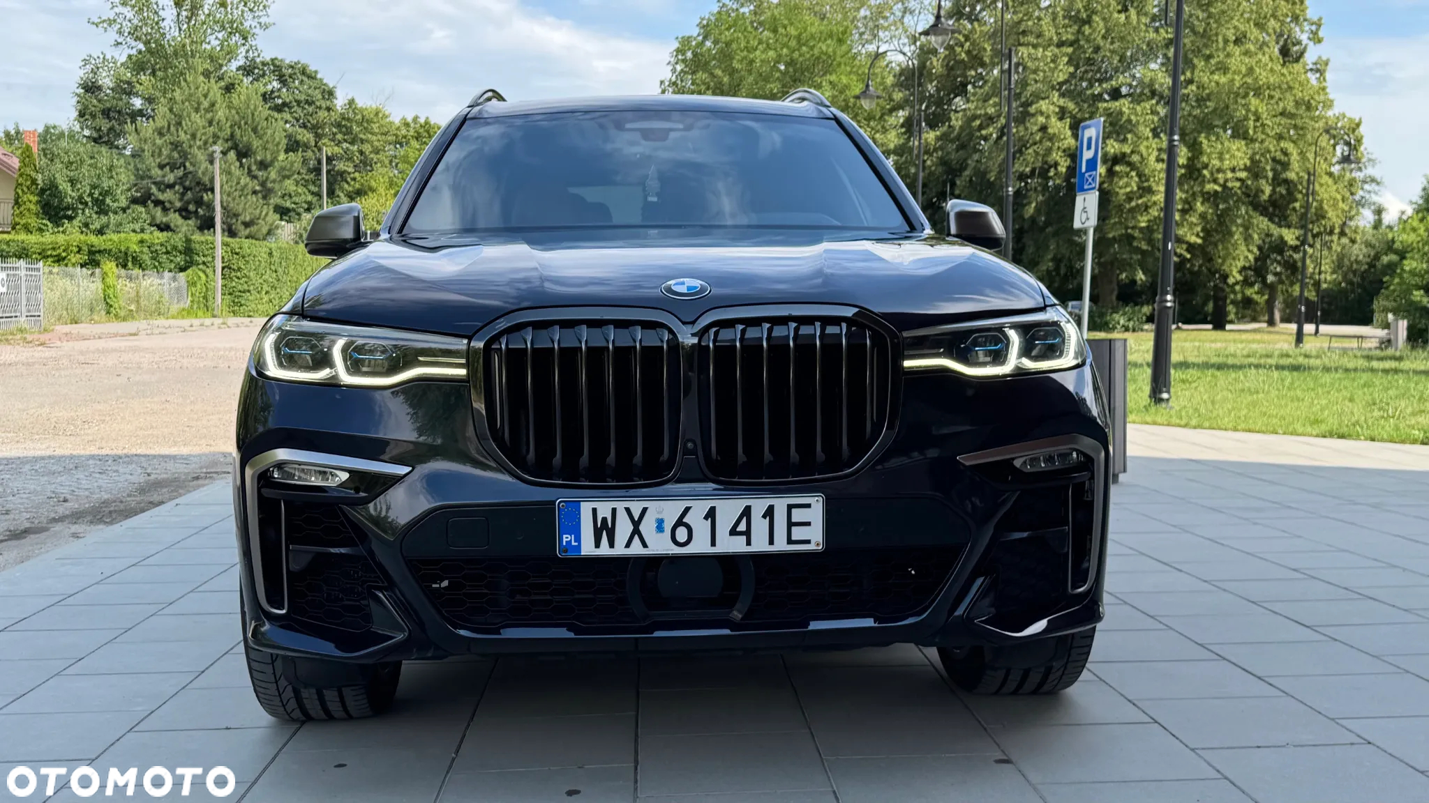 BMW X7 M50d sport - 4