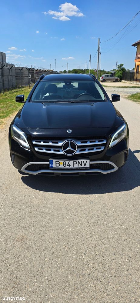 Mercedes-Benz GLA 200 d 4MATIC Aut. - 5