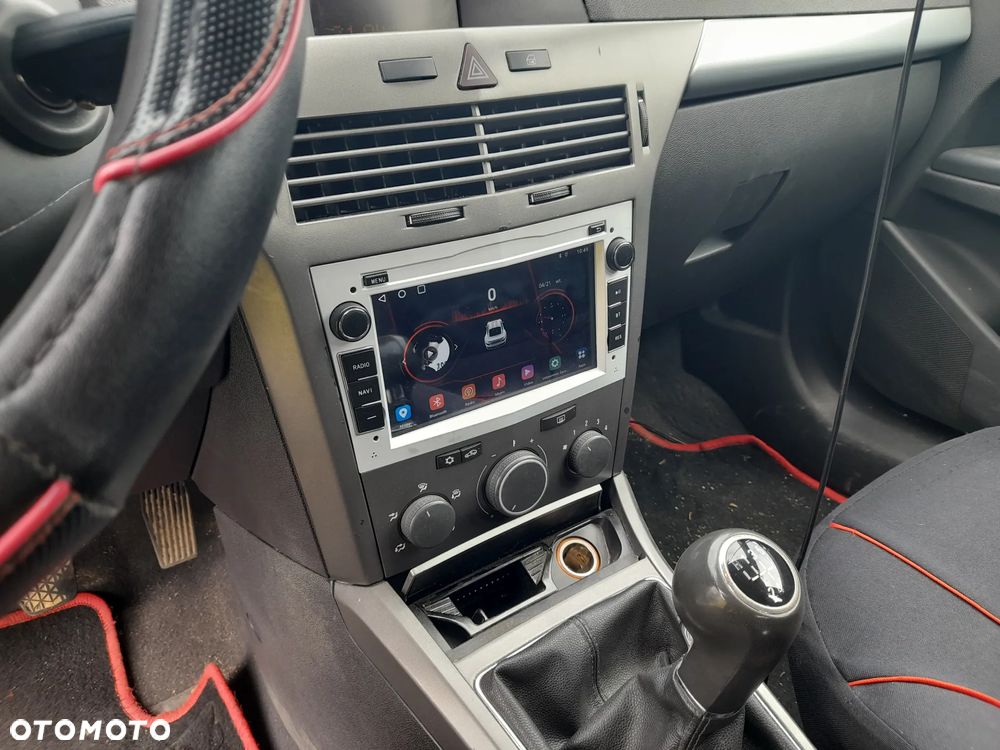 Opel Astra 1.6 Essentia - 9