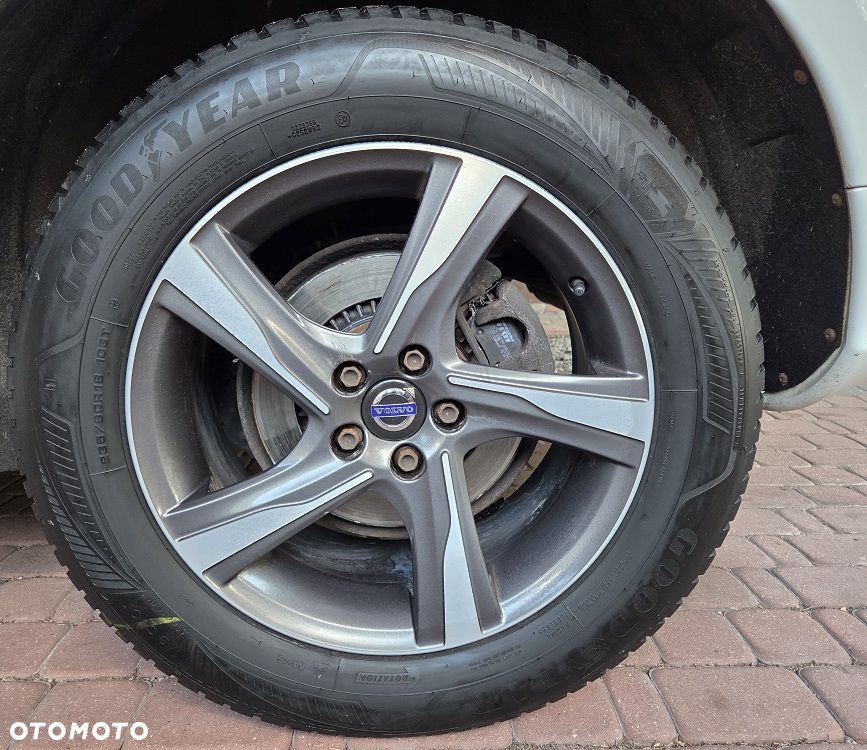 Volvo XC 60 D4 Geartronic RDesign - 29