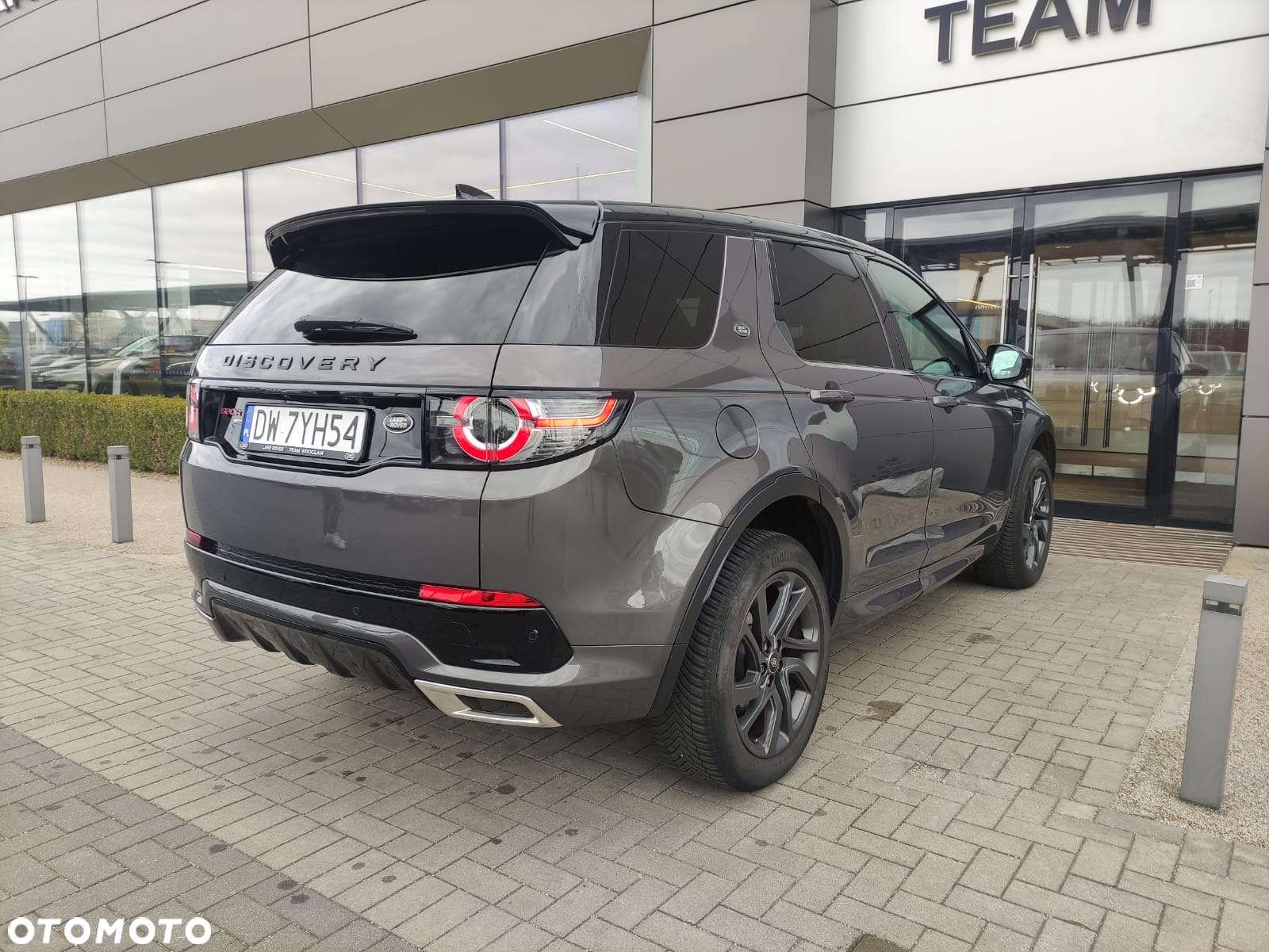 Land Rover Discovery Sport 2.0 D180 R-Dynamic HSE - 9
