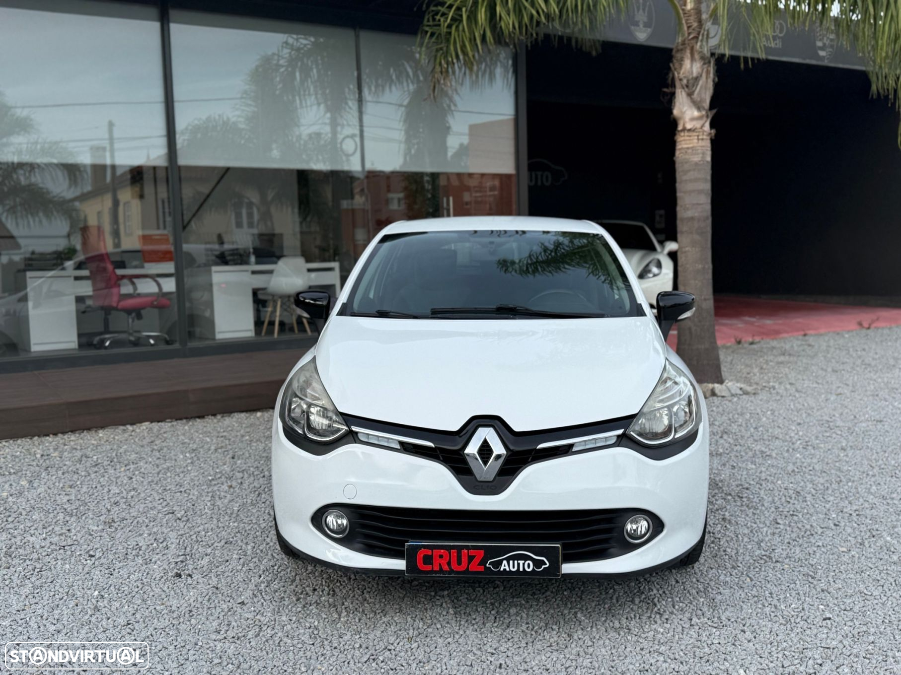 Renault Clio 1.5 dCi Limited - 23