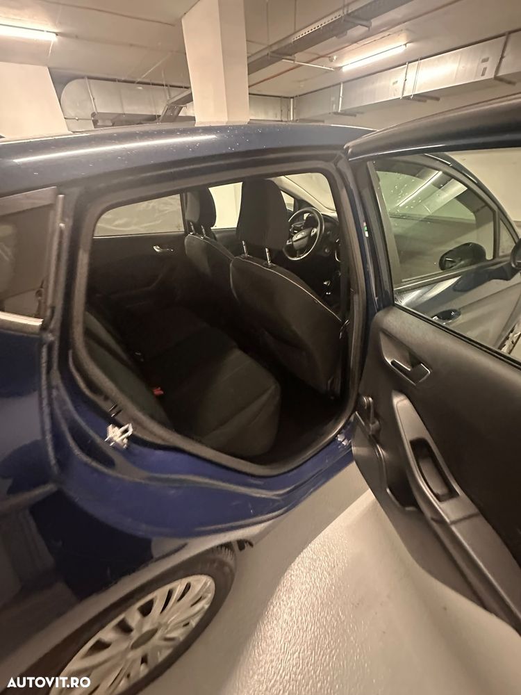 Ford Fiesta - 17