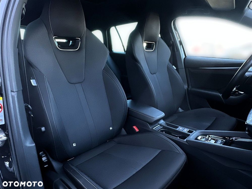 Skoda Octavia 2.0 TDI Sportline DSG - 32