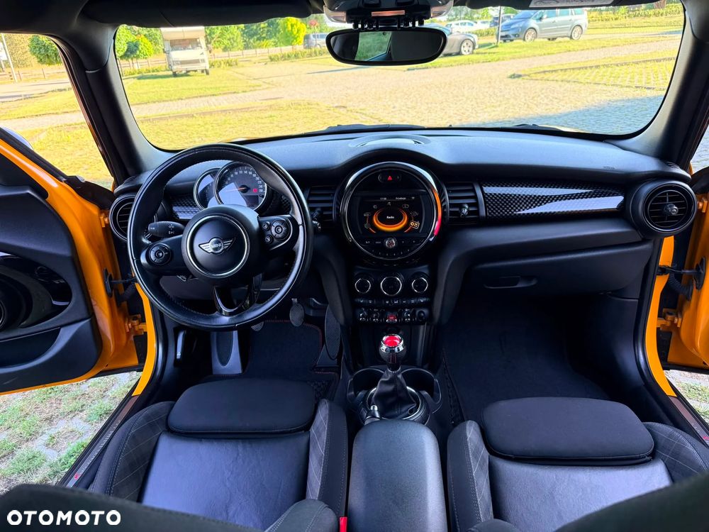 MINI Cooper S Standard - 17