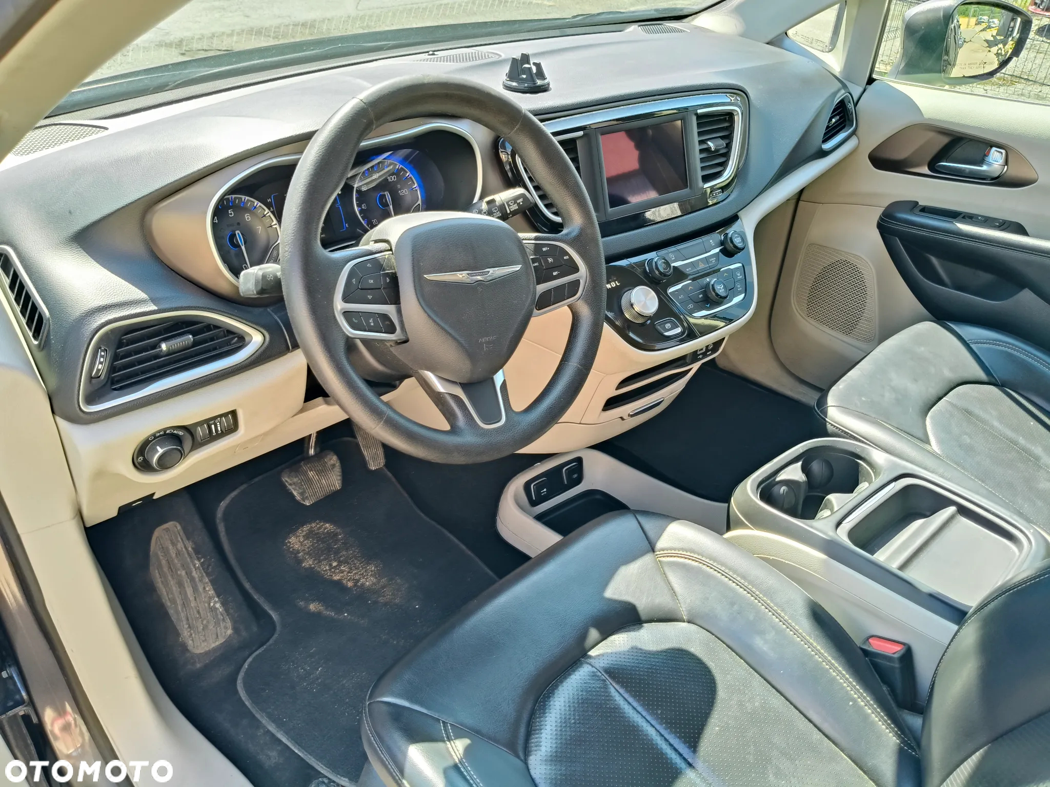 Chrysler Voyager - 6