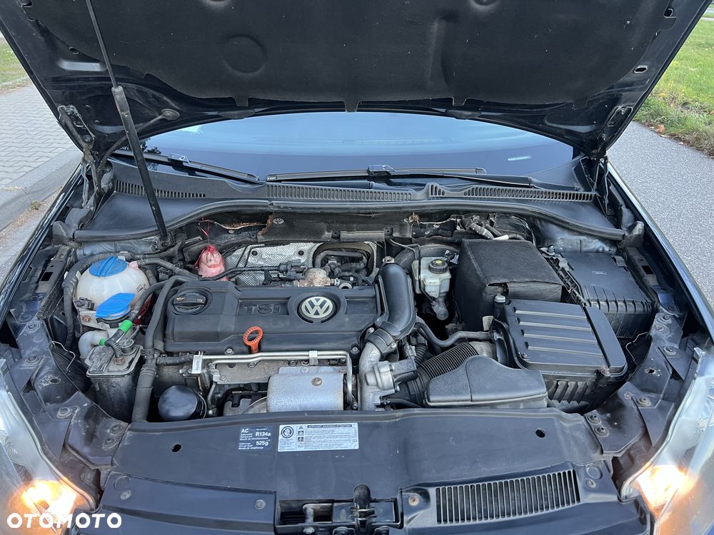 Volkswagen Golf - 22